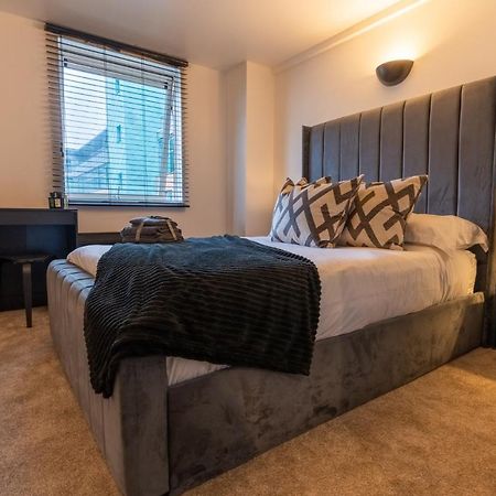 Jpg Theatre Suite - High Floor Mcr Luxe Apartment W Balcony Canal Views Manchester Exterior photo